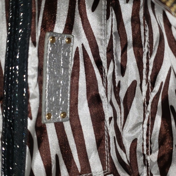 Kate Landry wristlet - Picture 3 of 4